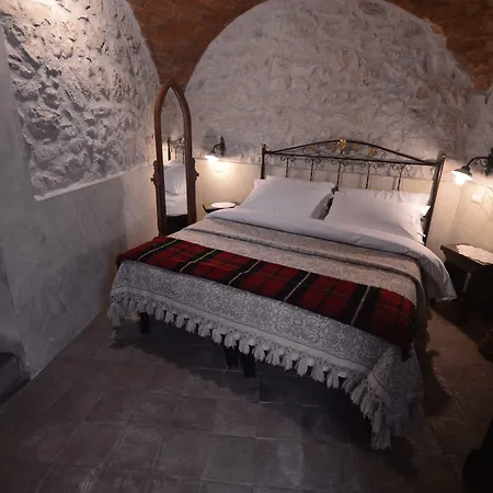 Robur Marsorum Albergo Diffuso-2